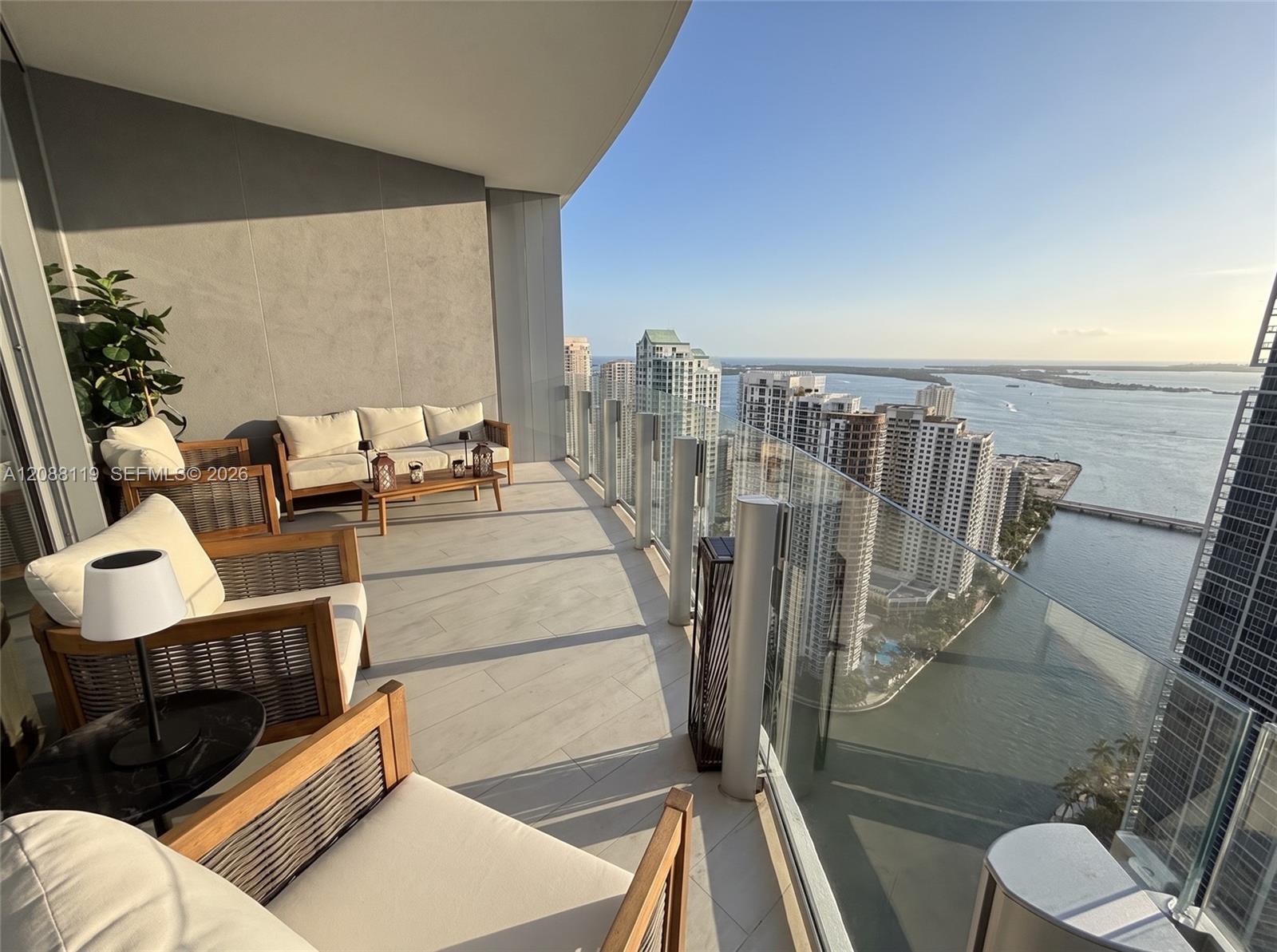 300 Biscayne Boulevard Way # 4007W — Photo 2