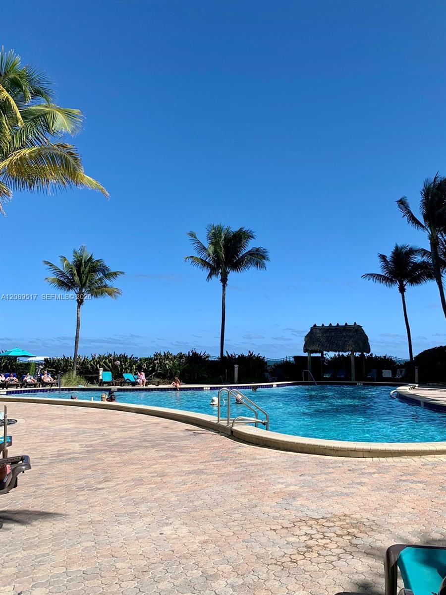 3901 S Ocean Dr # 10W — Photo 2