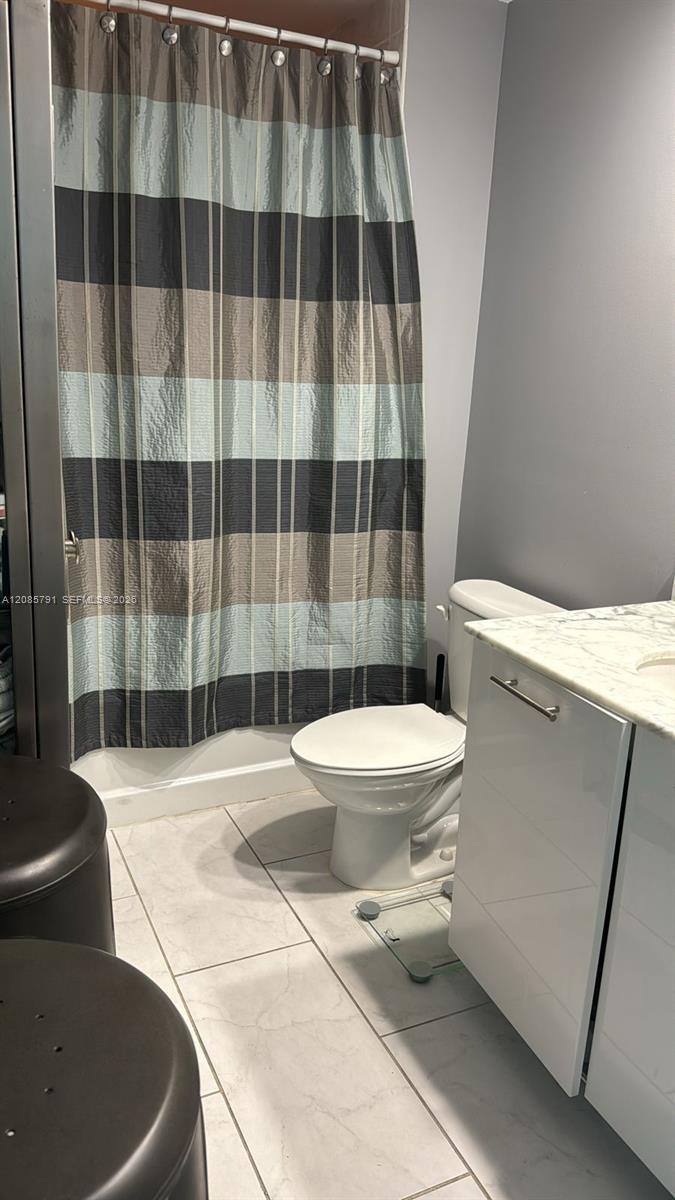950 Brickell Bay Dr # 3909 — Photo 4