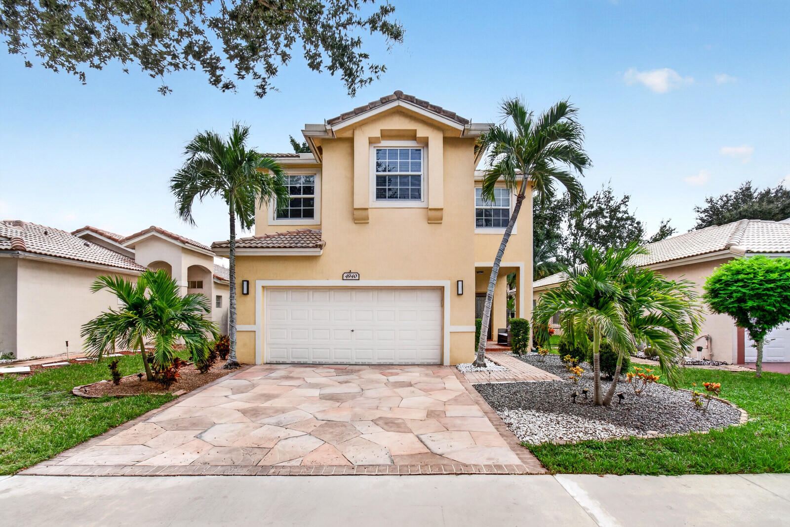 4940 Egret Place — Photo 2