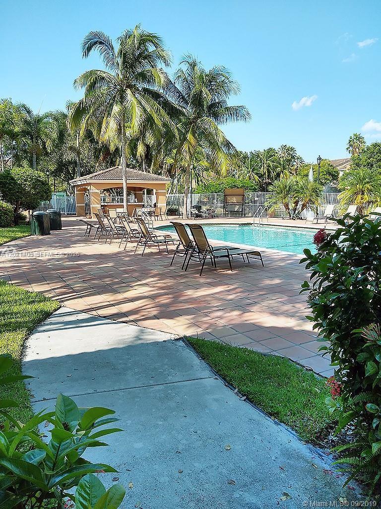 3870 Lyons Rd # 8, Coconut Creek FL 33073