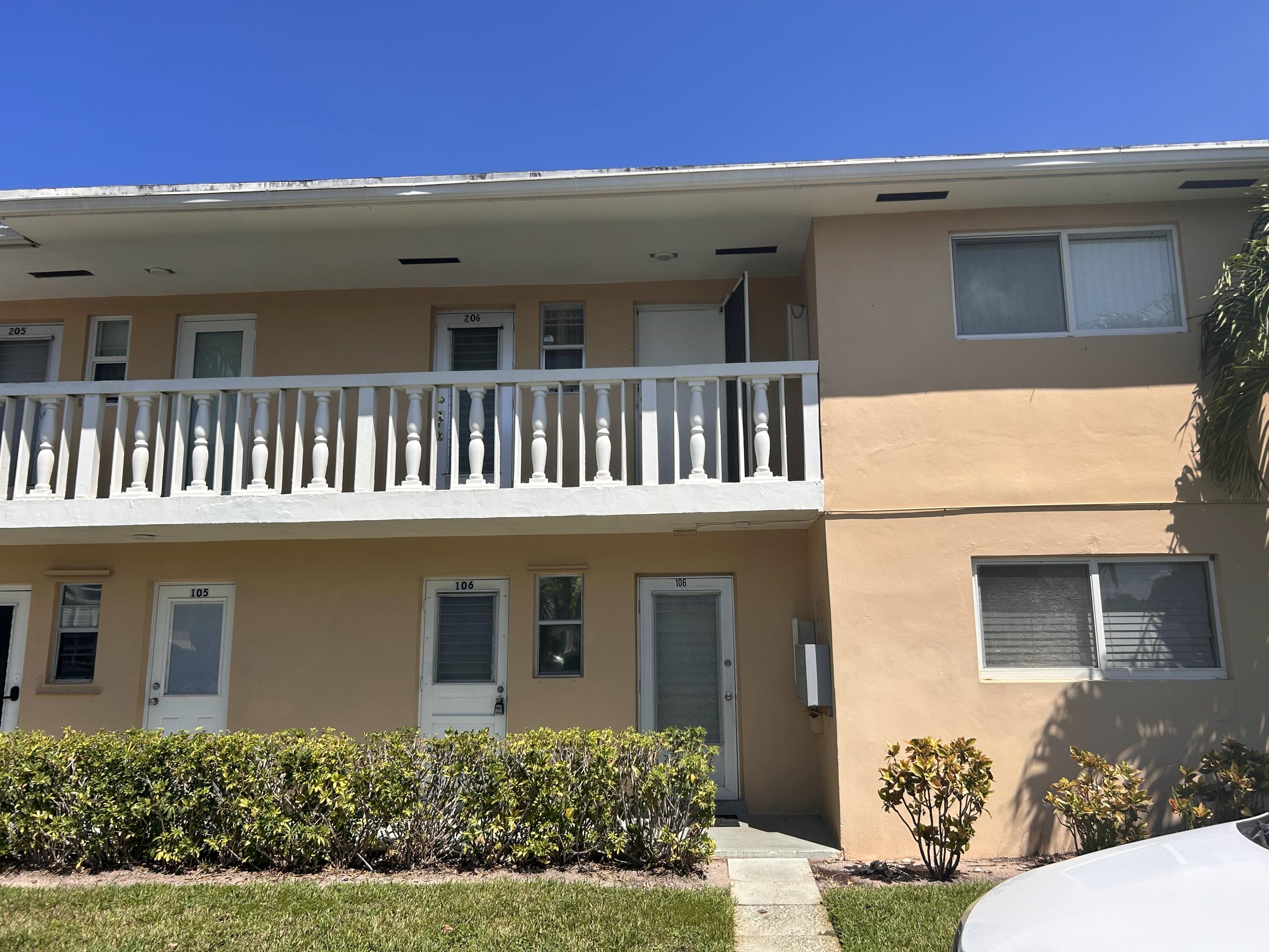 2214 NE 1st Way # 106, Boynton Beach FL 33435