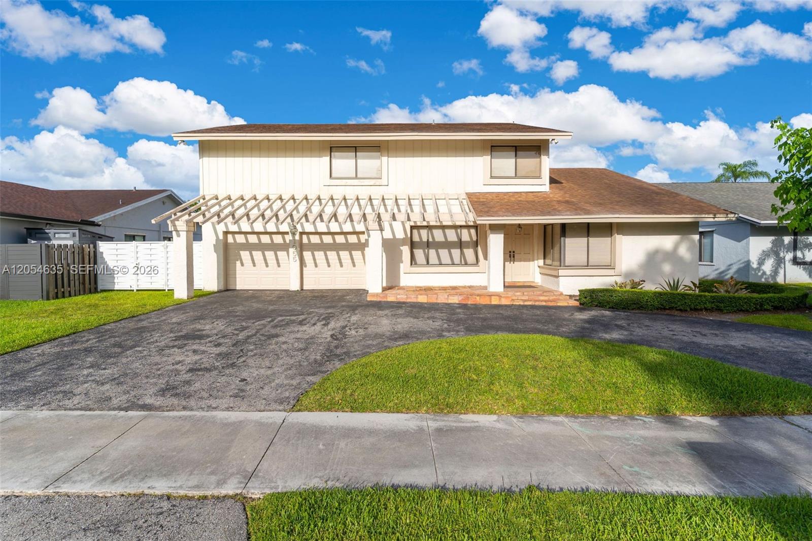 11055 SW 129th Ct — Photo 2