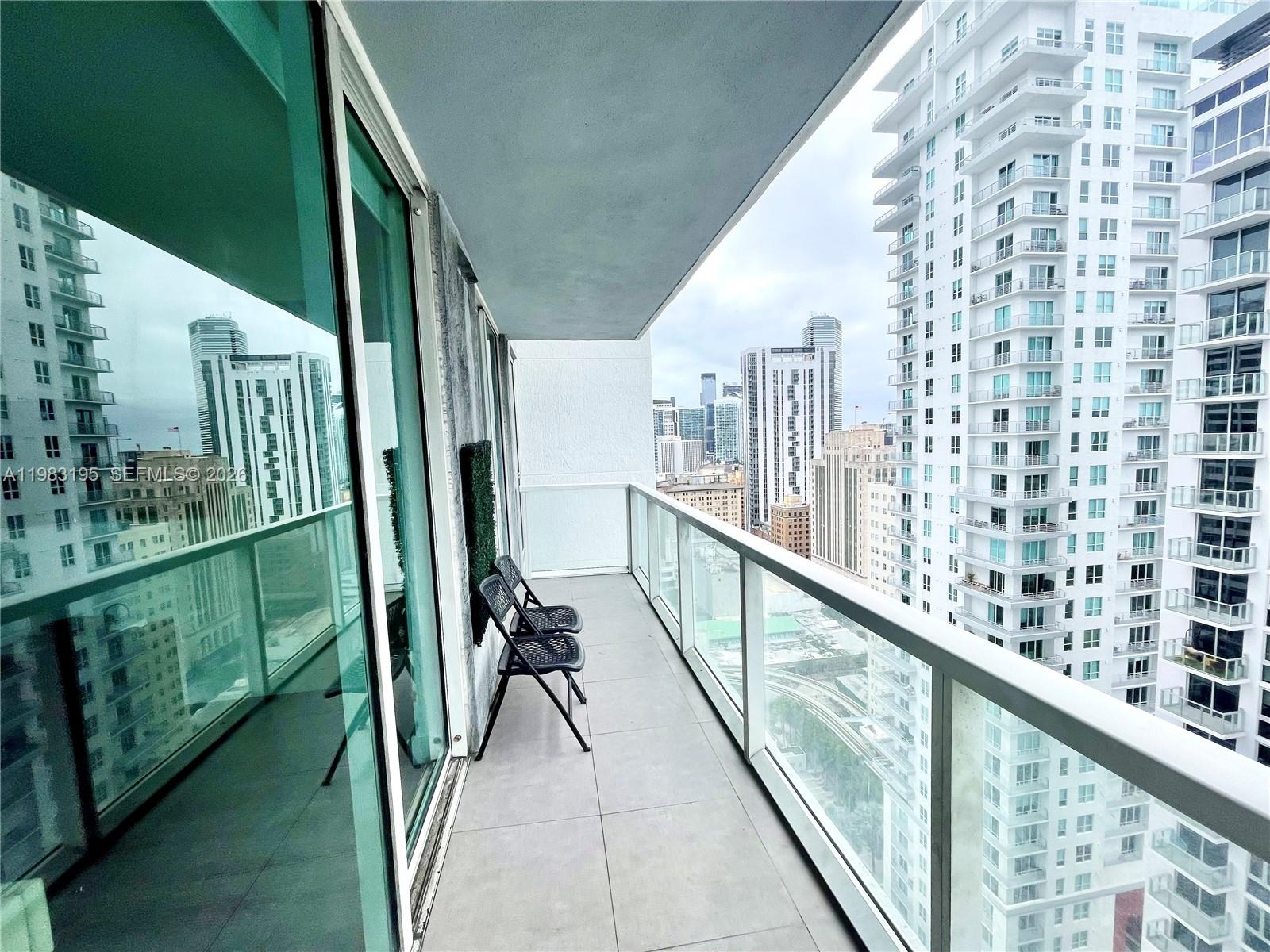253 NE 2nd St # 2506, Miami FL 33132