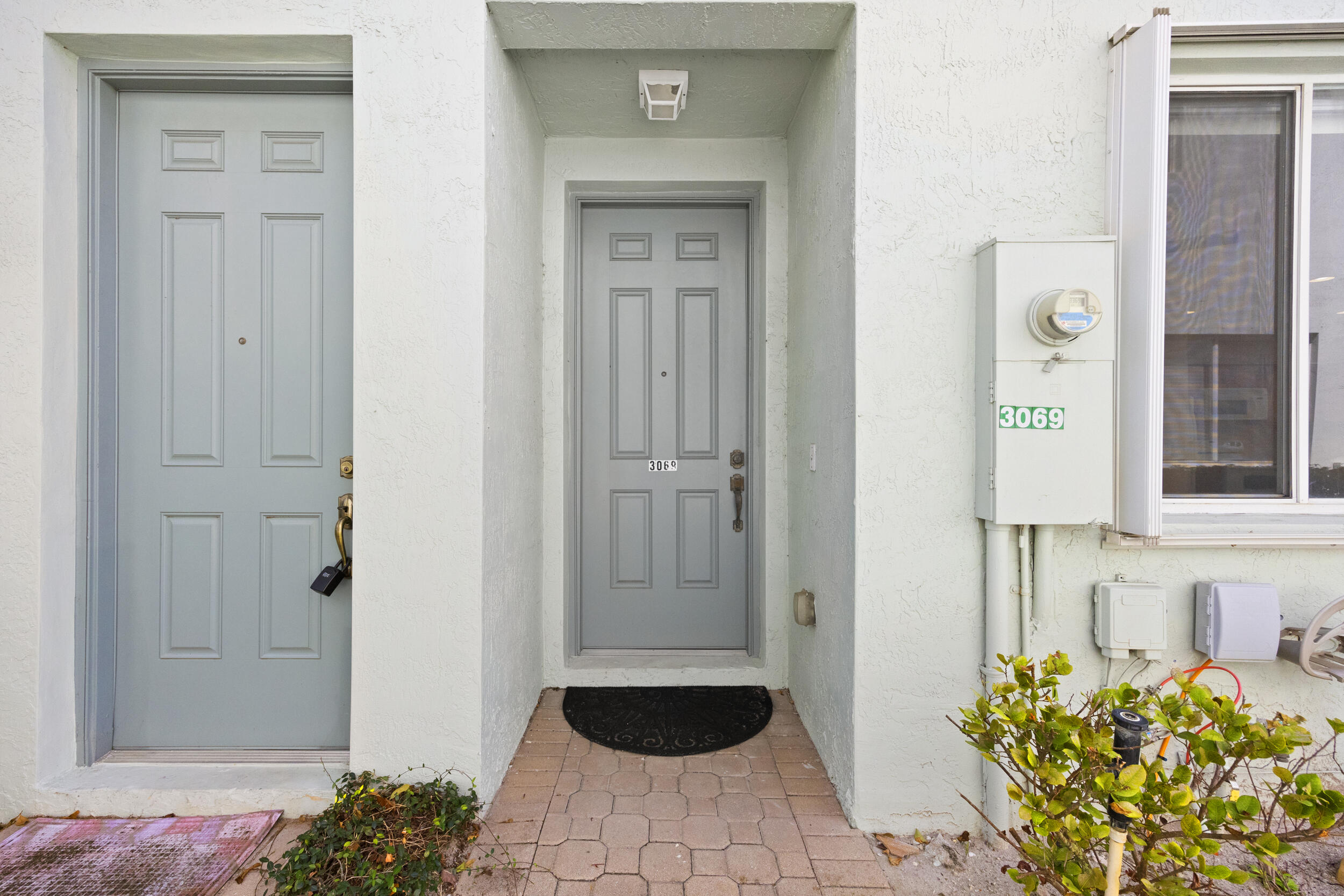3069 Laurel Ridge Circle, Riviera Beach FL 33404