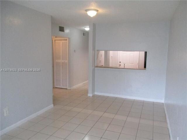 3400 NW 30th St # 9 — Photo 2