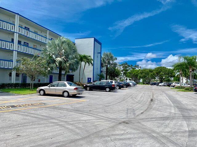 1049 Lincoln C, Boca Raton FL 33434