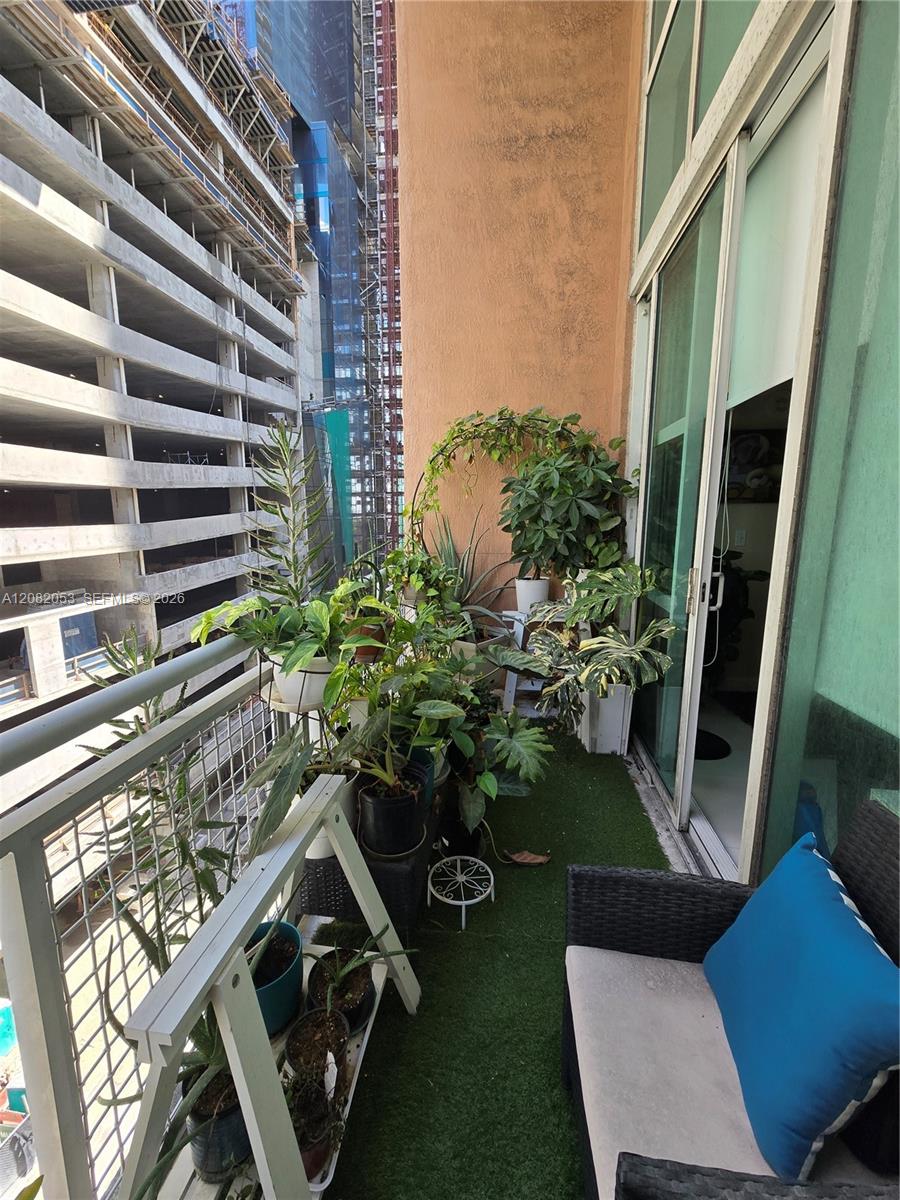244 Biscayne Blvd # 652 — Photo 3
