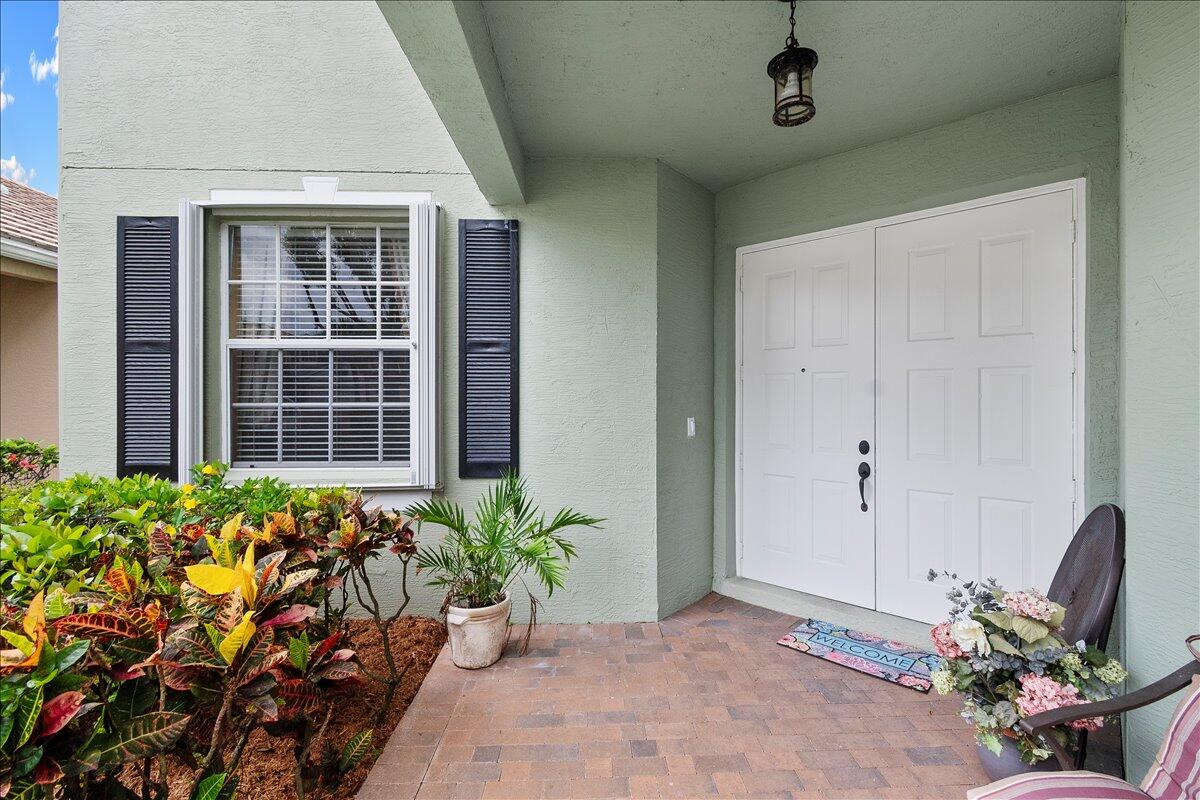 135 Hamilton Terrace — Photo 3