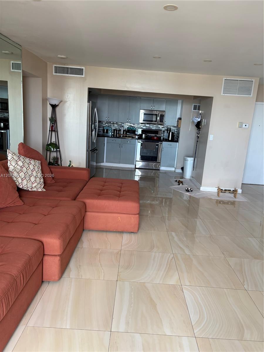 2150 Sans Souci Blvd # B1605 — Photo 2
