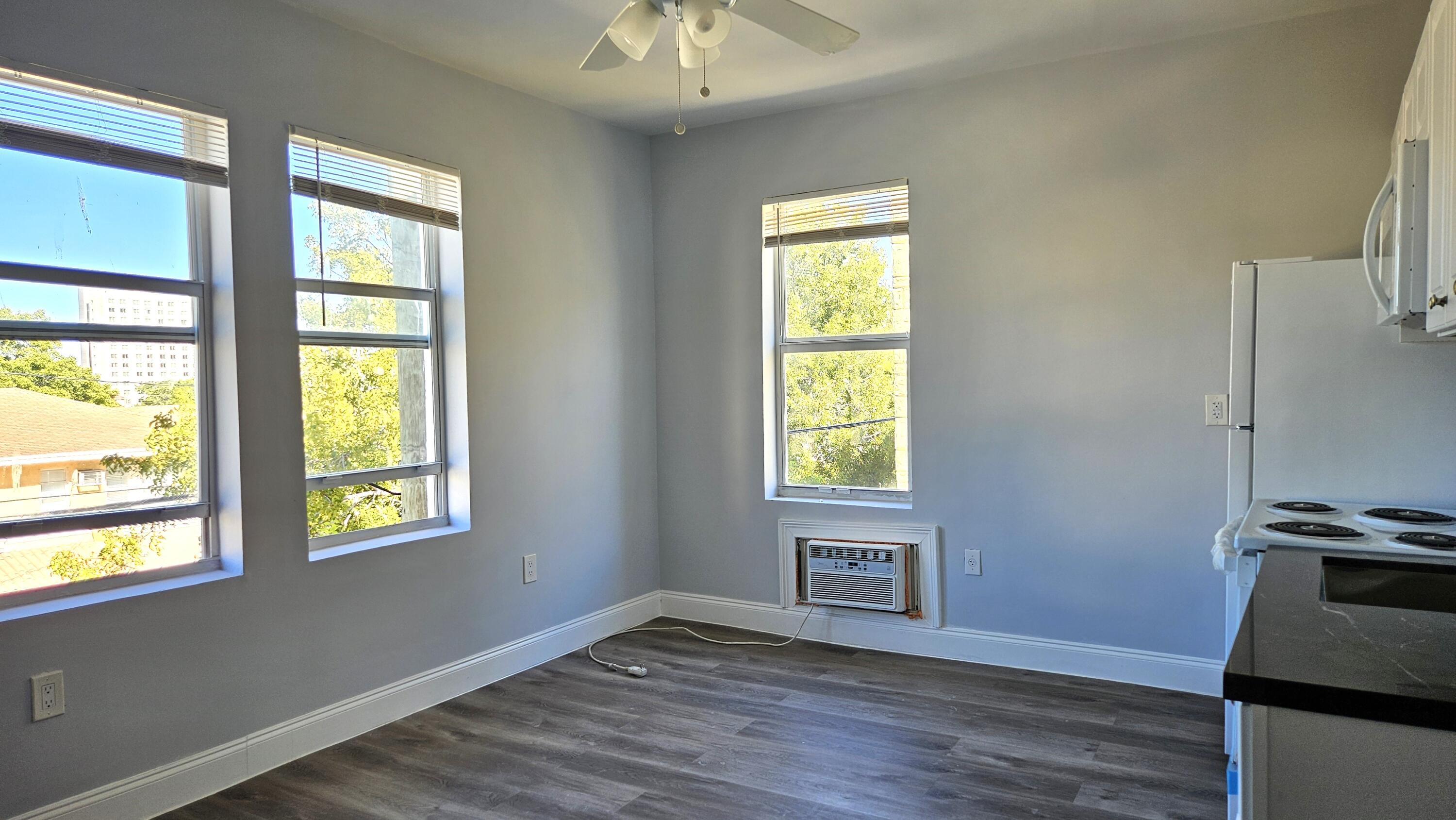 1142 SW 4th Street # 15, Miami FL 33130
