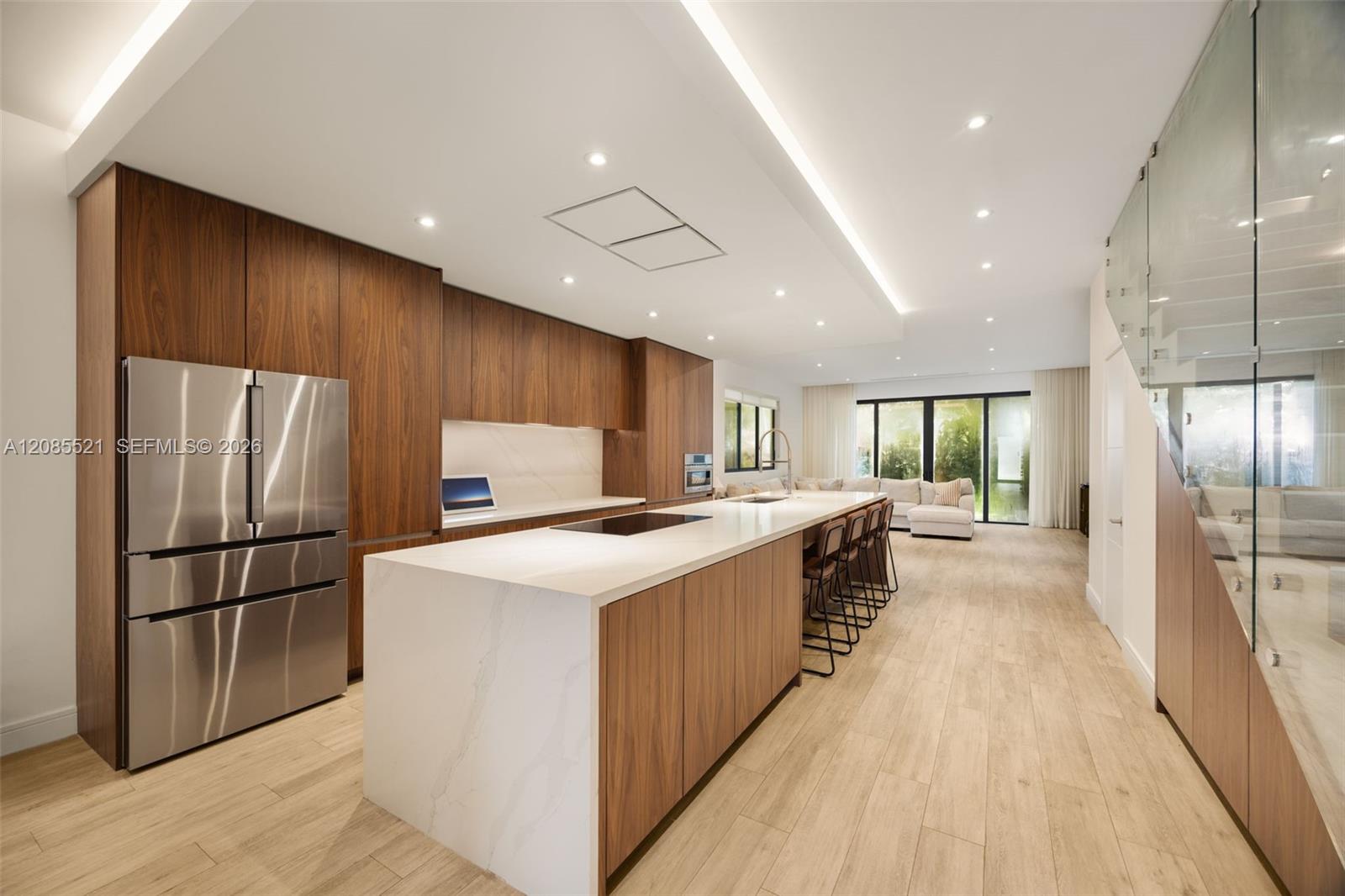 2957 Coconut Ave — Photo 3