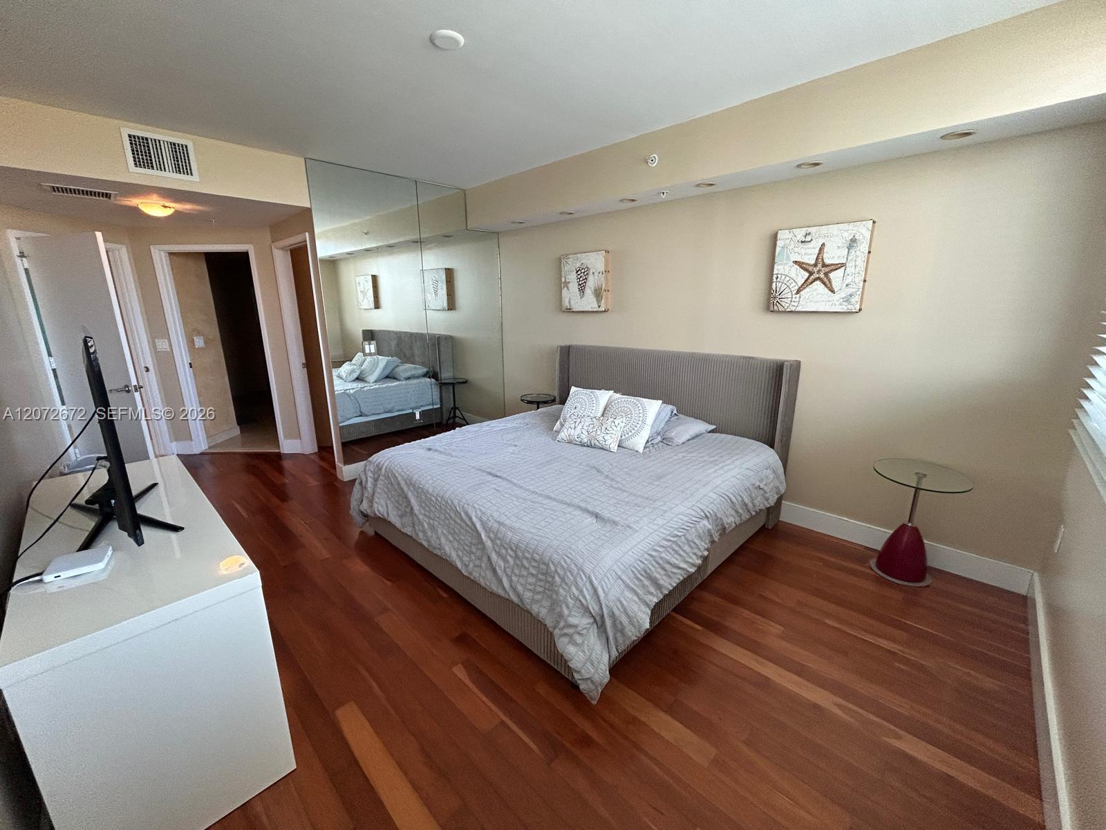 19400 Turnberry Way # 922 — Photo 5