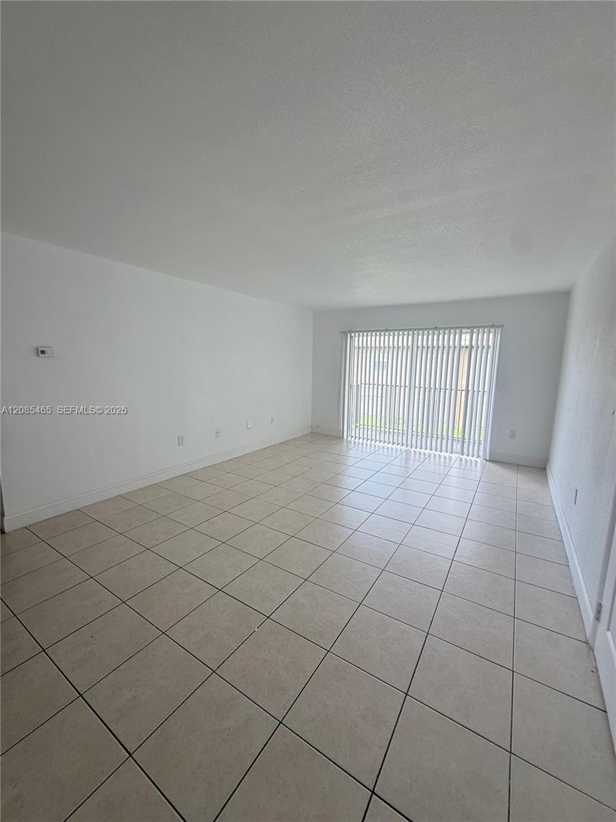 615 NW 177th St # 207 — Photo 3