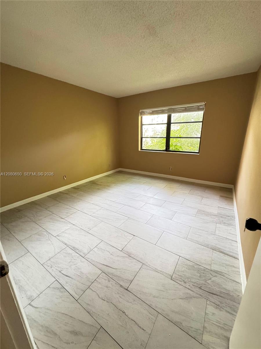 3129 Oakland Shores Dr # A109 — Photo 4
