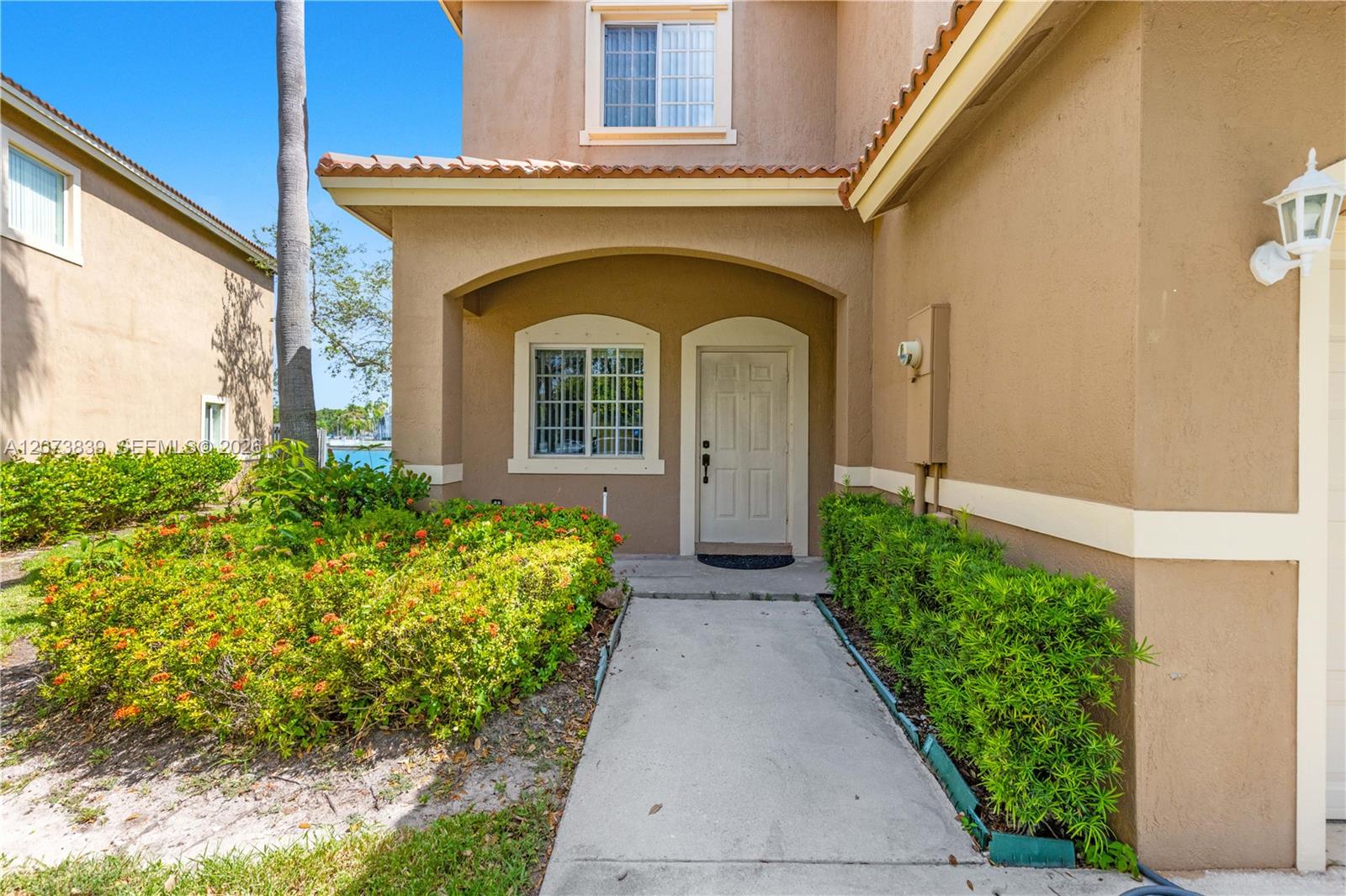 8549 SW 214th Ln — Photo 3
