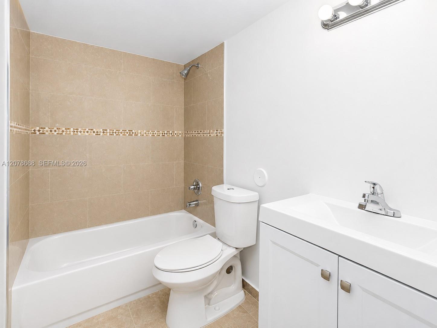 486 NW 165th St Rd # 301 — Photo 4