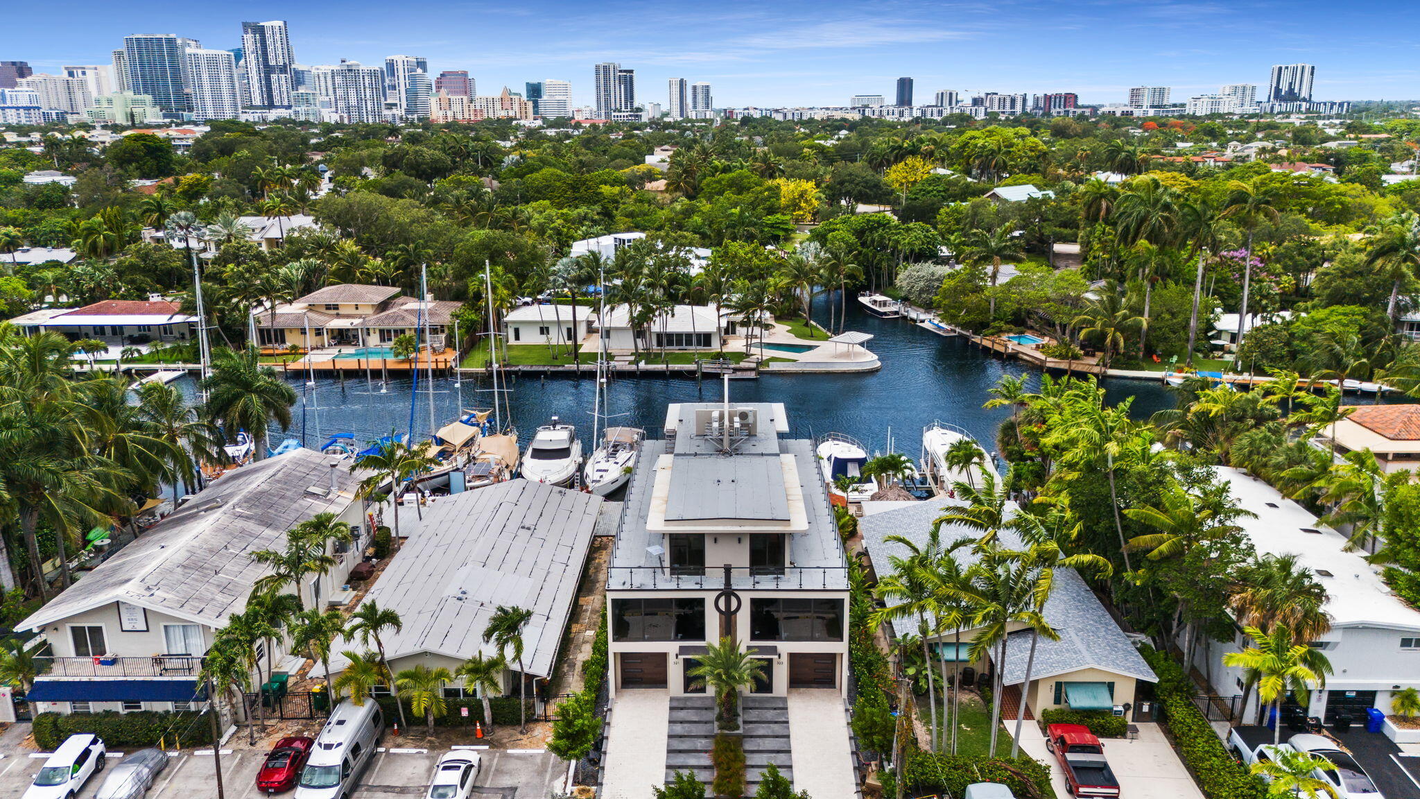 323 Hendricks Isle, Fort Lauderdale FL 33301