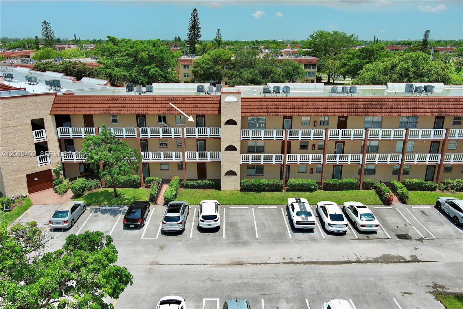 9281 Sunrise Lakes Blvd # 308, Sunrise FL 33322