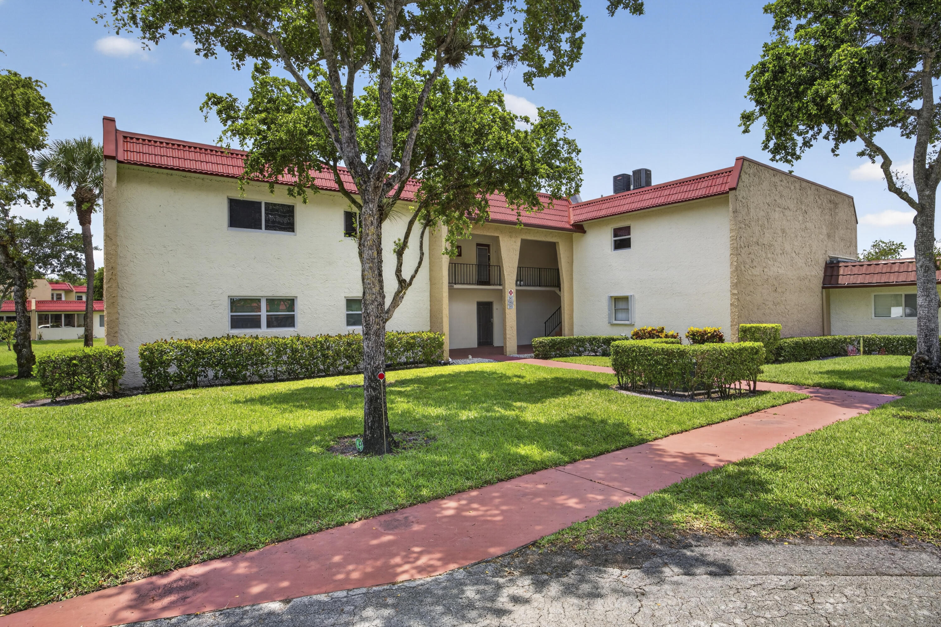 355 Lake Frances Drive, West Palm Beach FL 33411