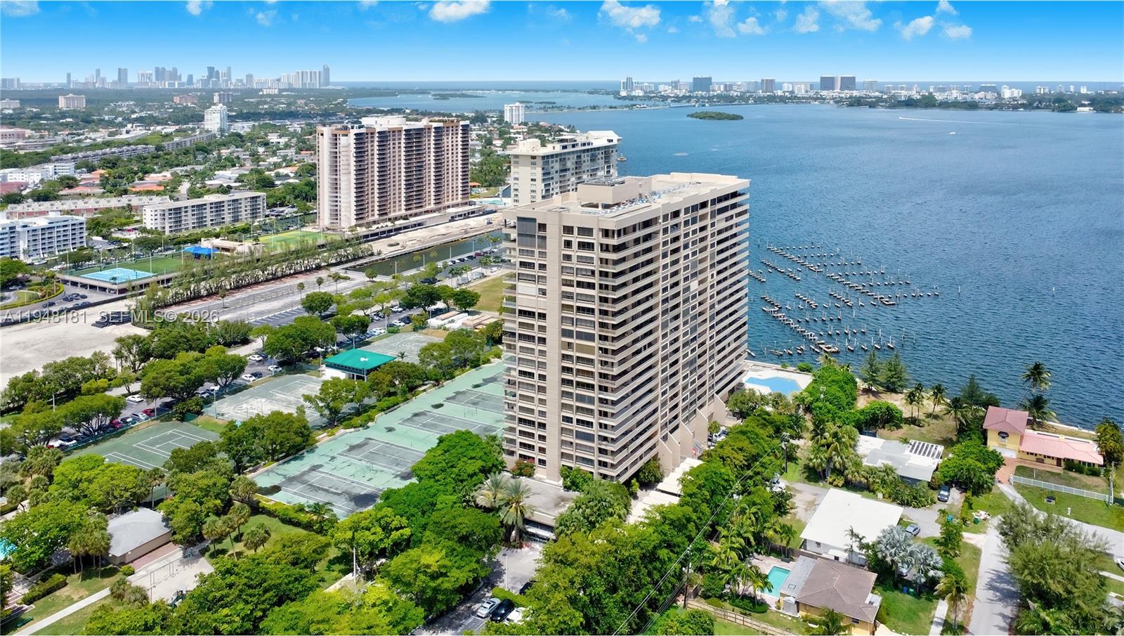 11113 Biscayne Blvd, Miami FL 33181