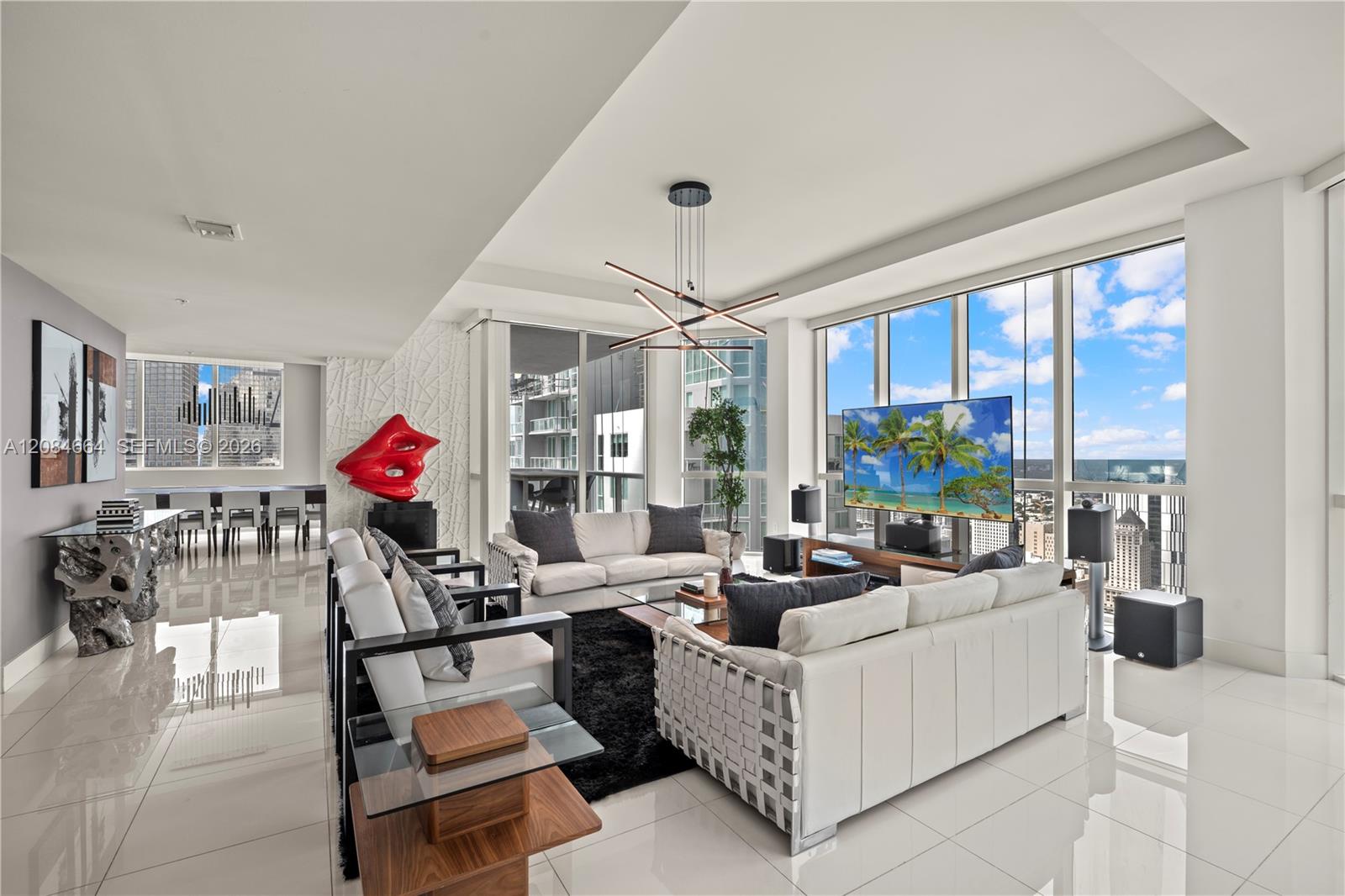 244 Biscayne Blvd # PH4908 — Photo 3