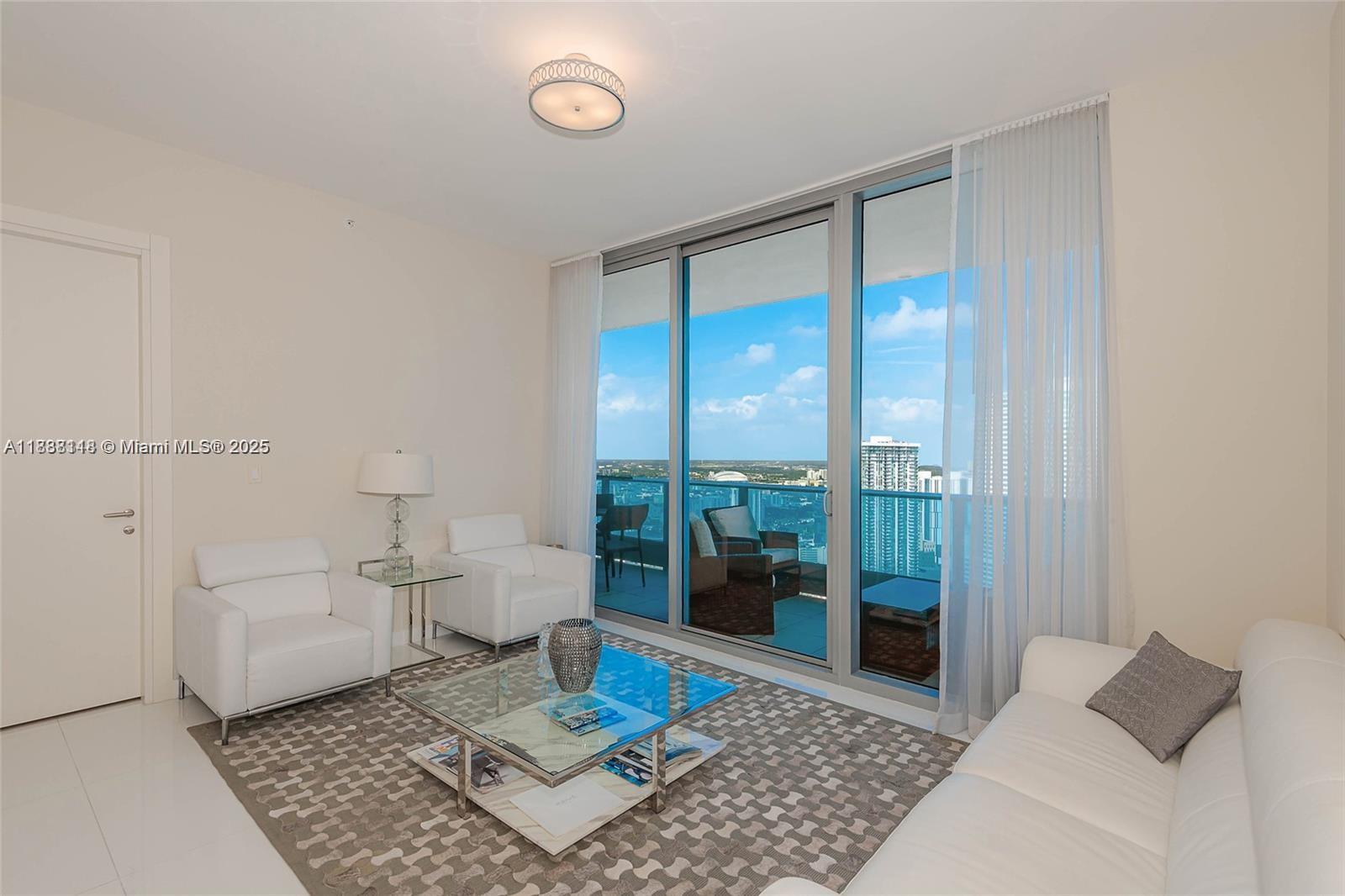 200 Biscayne Boulevard Way # 5109 View 1