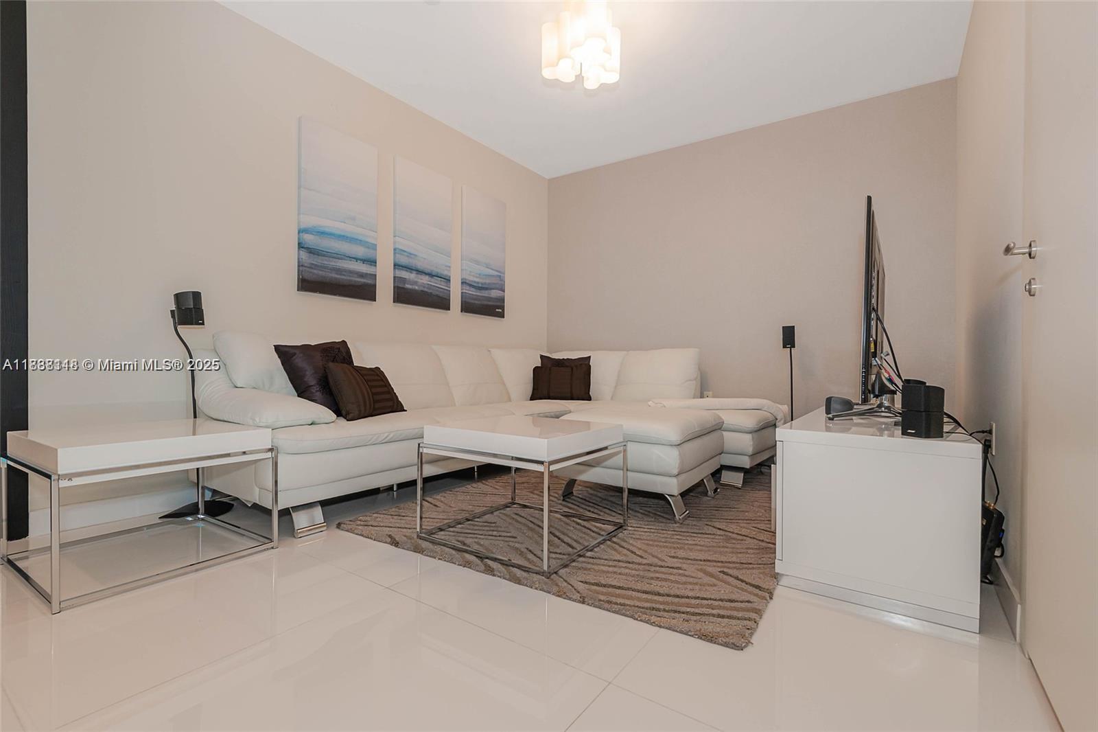 200 Biscayne Boulevard Way # 5109 View 8