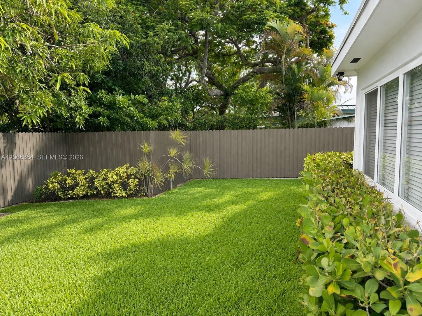 1601 NW 55th Ave — Photo 3