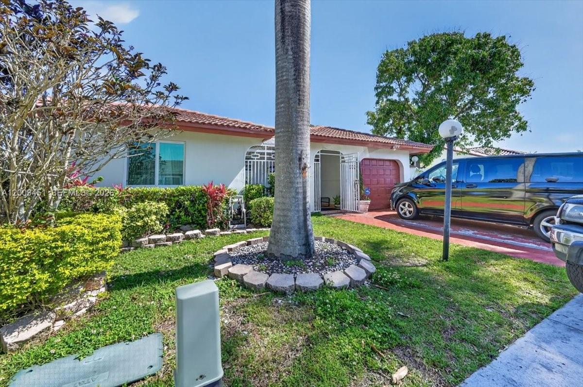14313 SW 100th Ln, Miami FL 33186