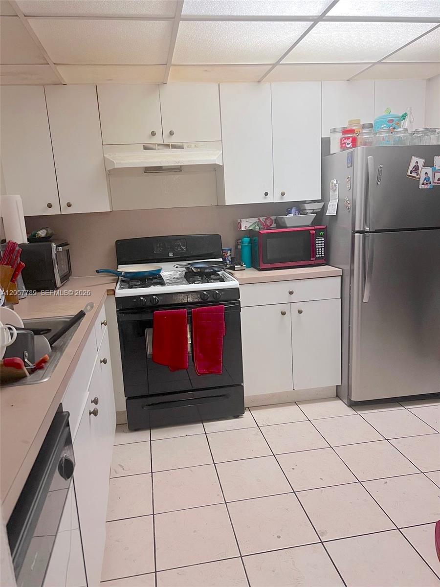 18101 NW 68th Ave # D101 — Photo 2