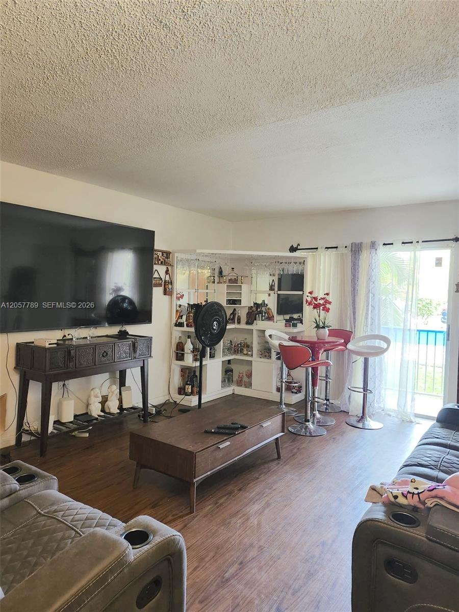 18101 NW 68th Ave # D101 — Photo 4