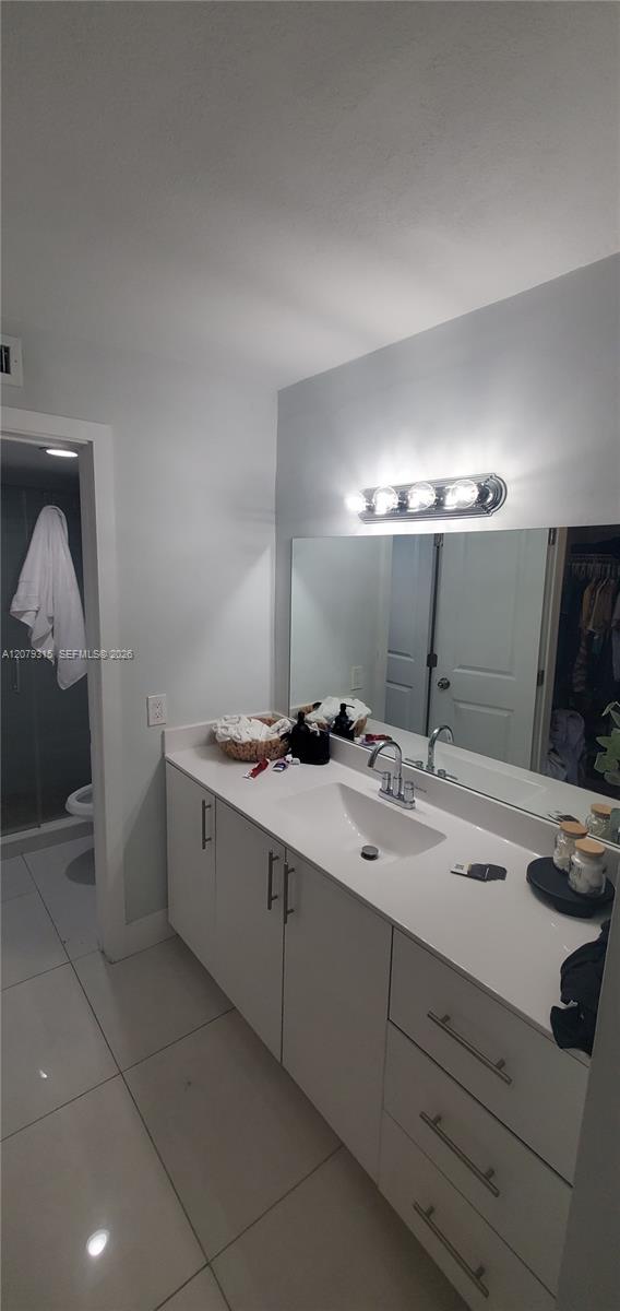 677 SW 9th Ave # 405 — Photo 3