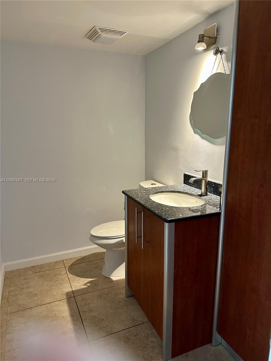 3401 N Country Club Dr # 216 View 10