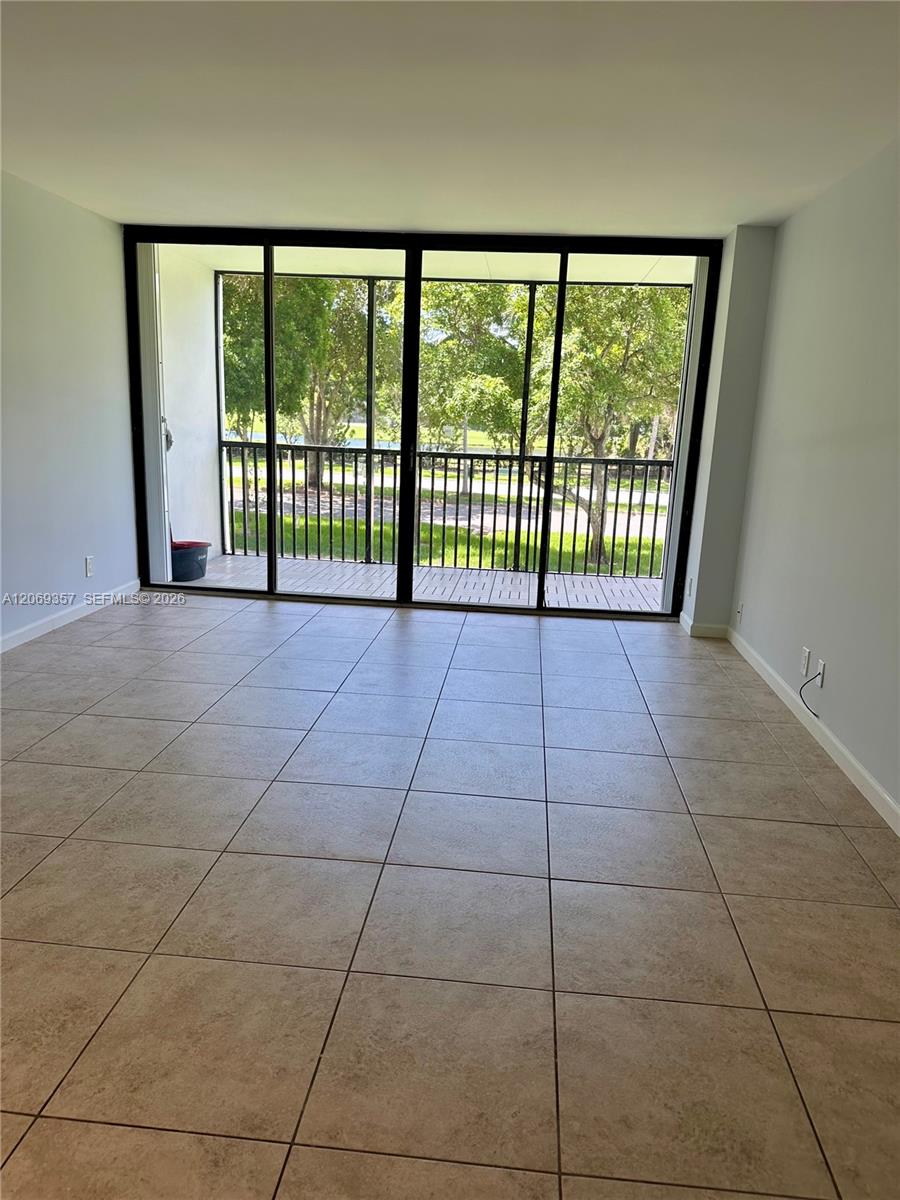 3401 N Country Club Dr # 216 View 11