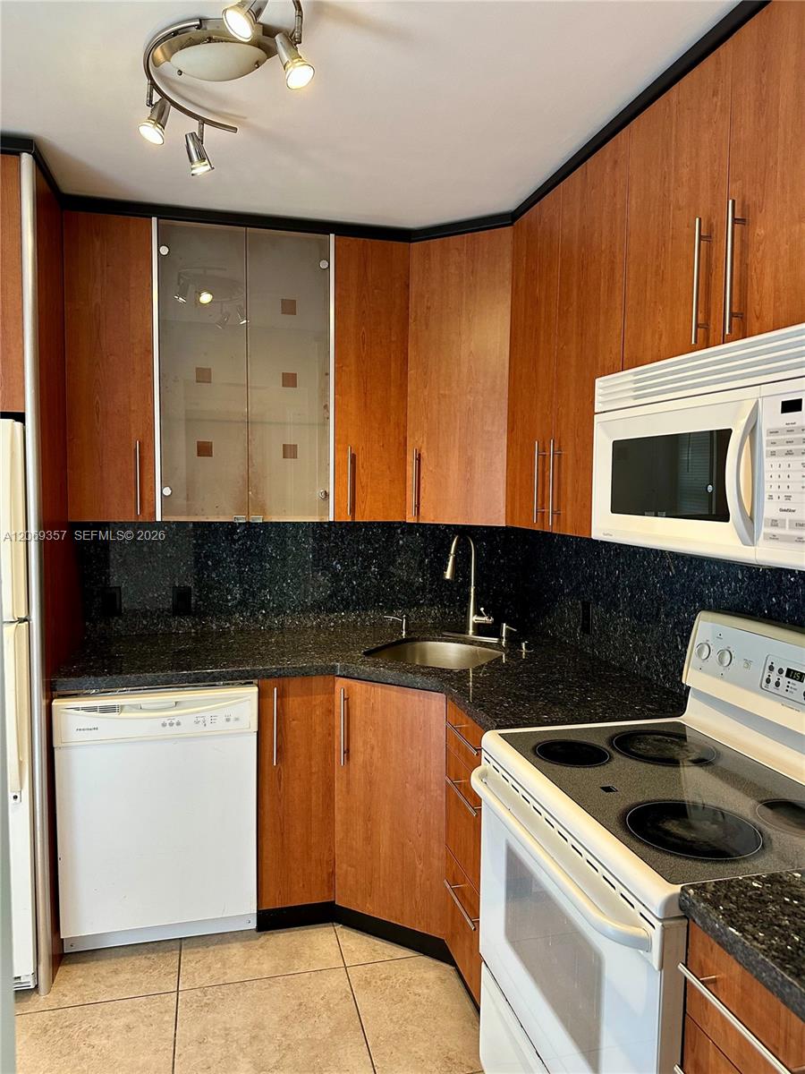 3401 N Country Club Dr # 216 View 9