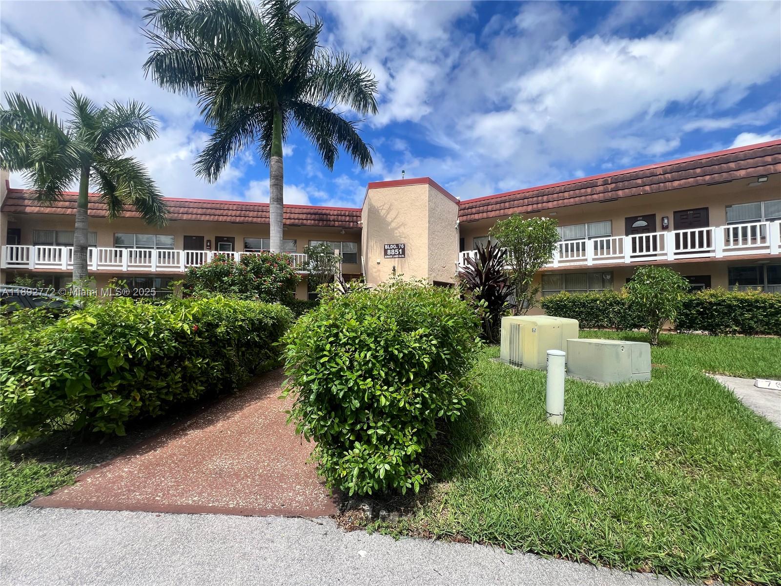 8851 Sunrise Lakes Blvd # 109, Sunrise FL 33322