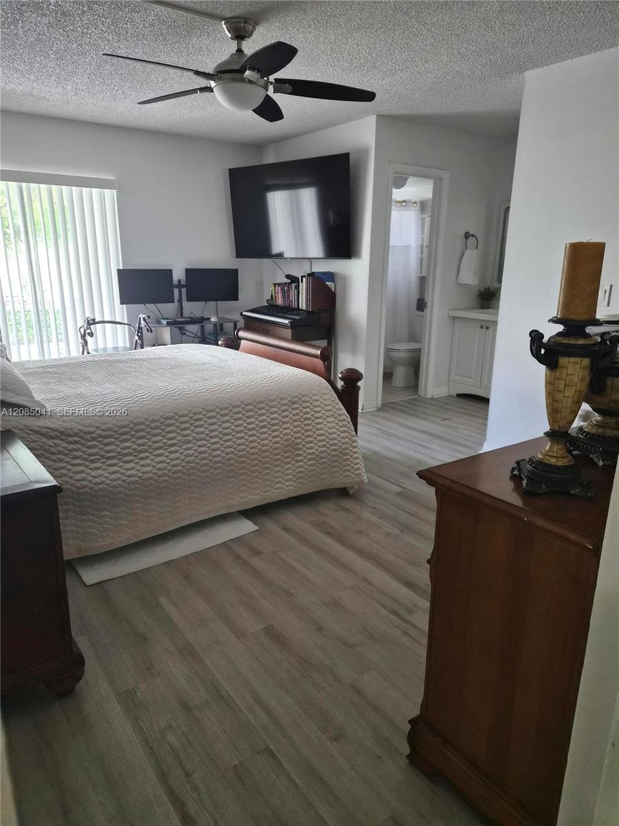 1480 W 46th St # 210 — Photo 2