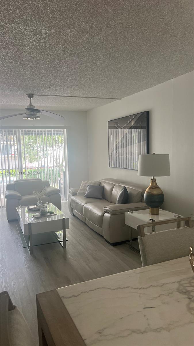 1480 W 46th St # 210 — Photo 4