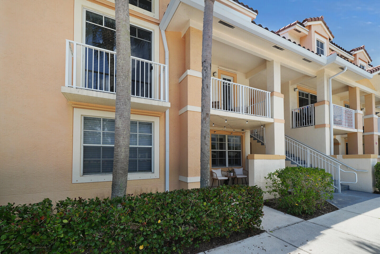 1054 University Boulevard # 21 — Photo 3