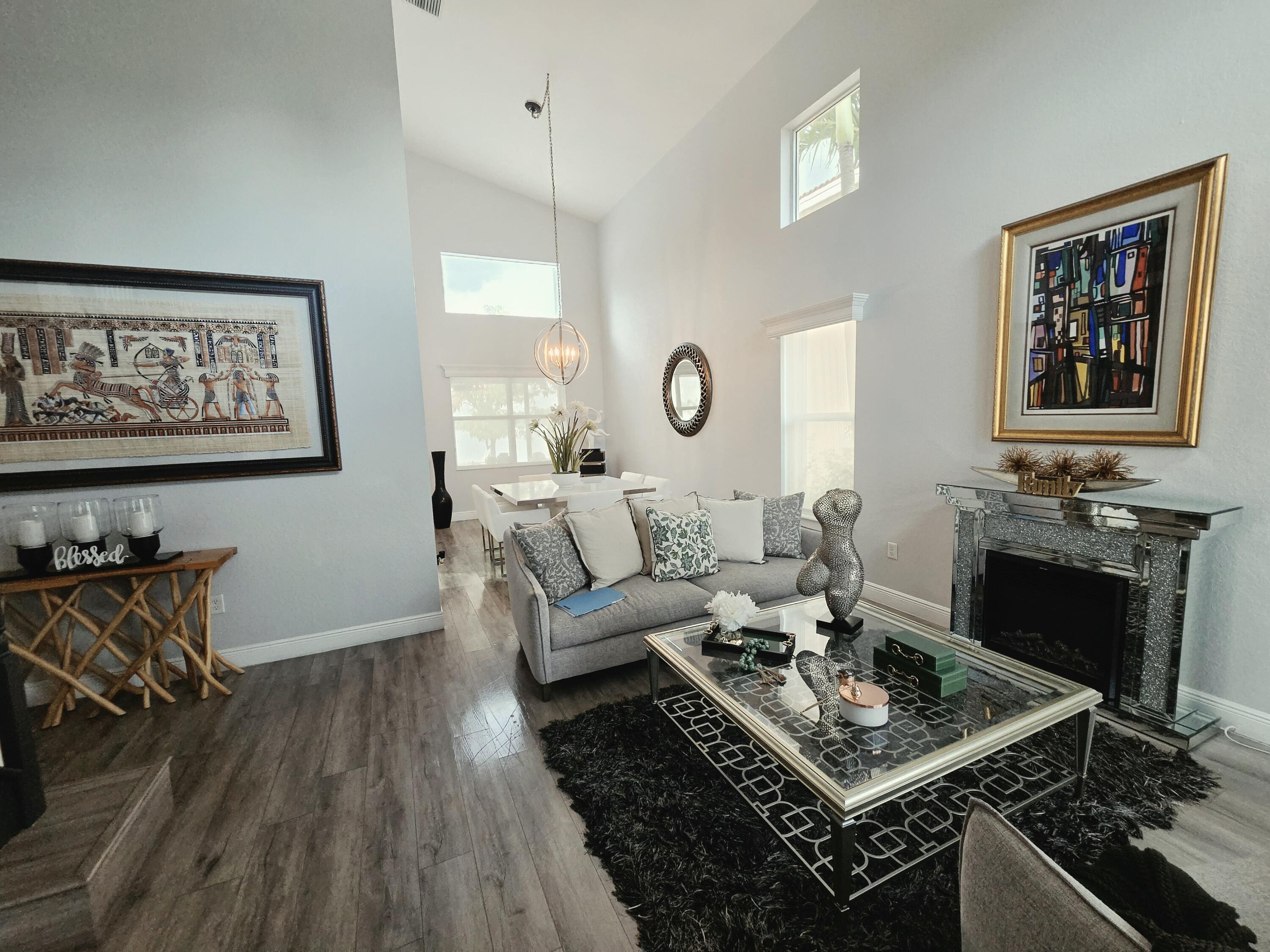 4827 SW 183RD Avenue — Photo 4