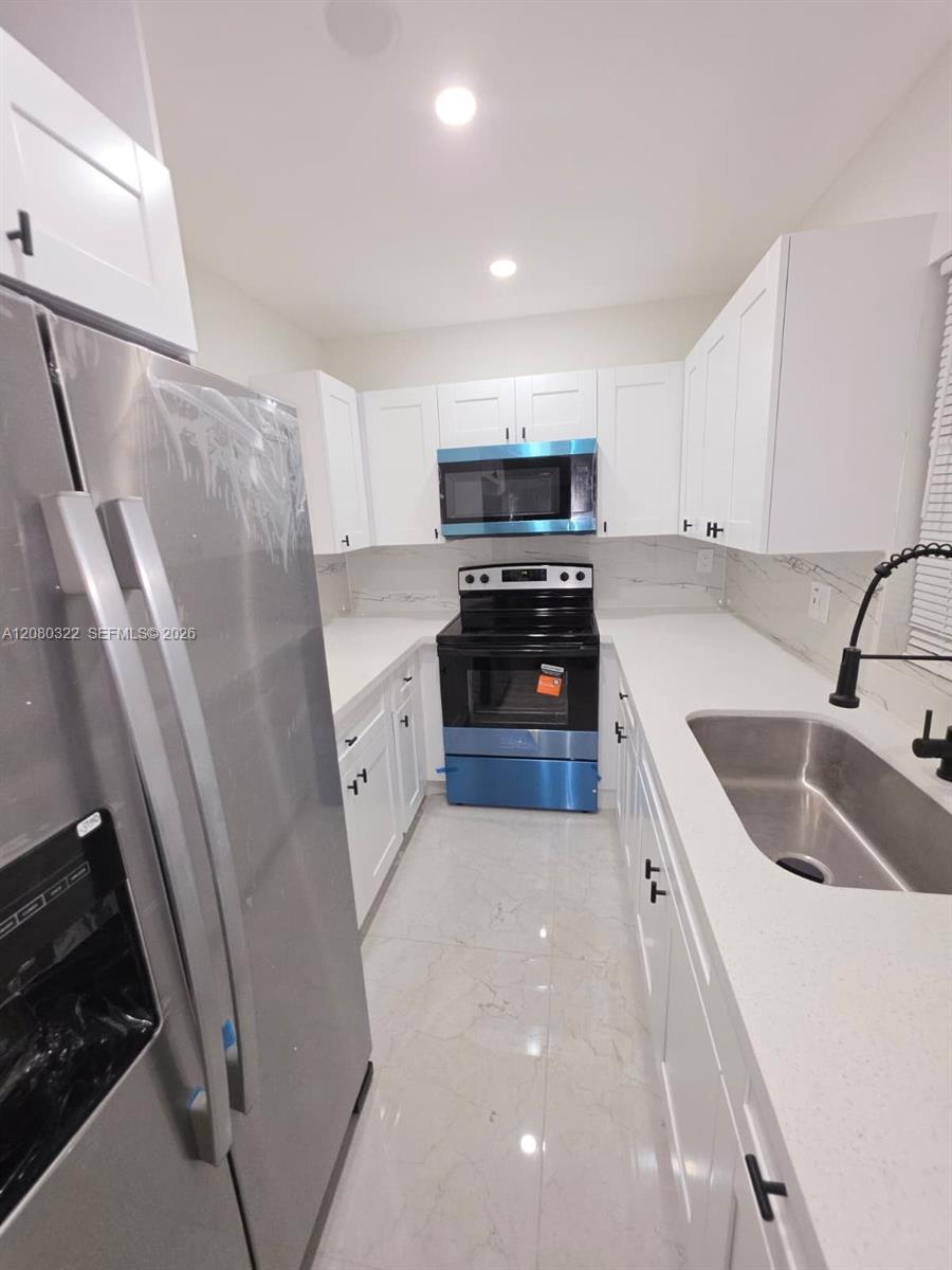 1427 Towhee St — Photo 4