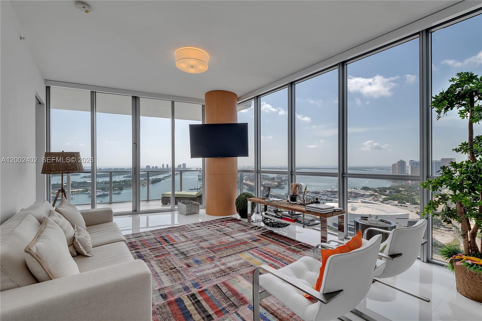 1100 Biscayne Blvd # 3901, Miami FL 33132
