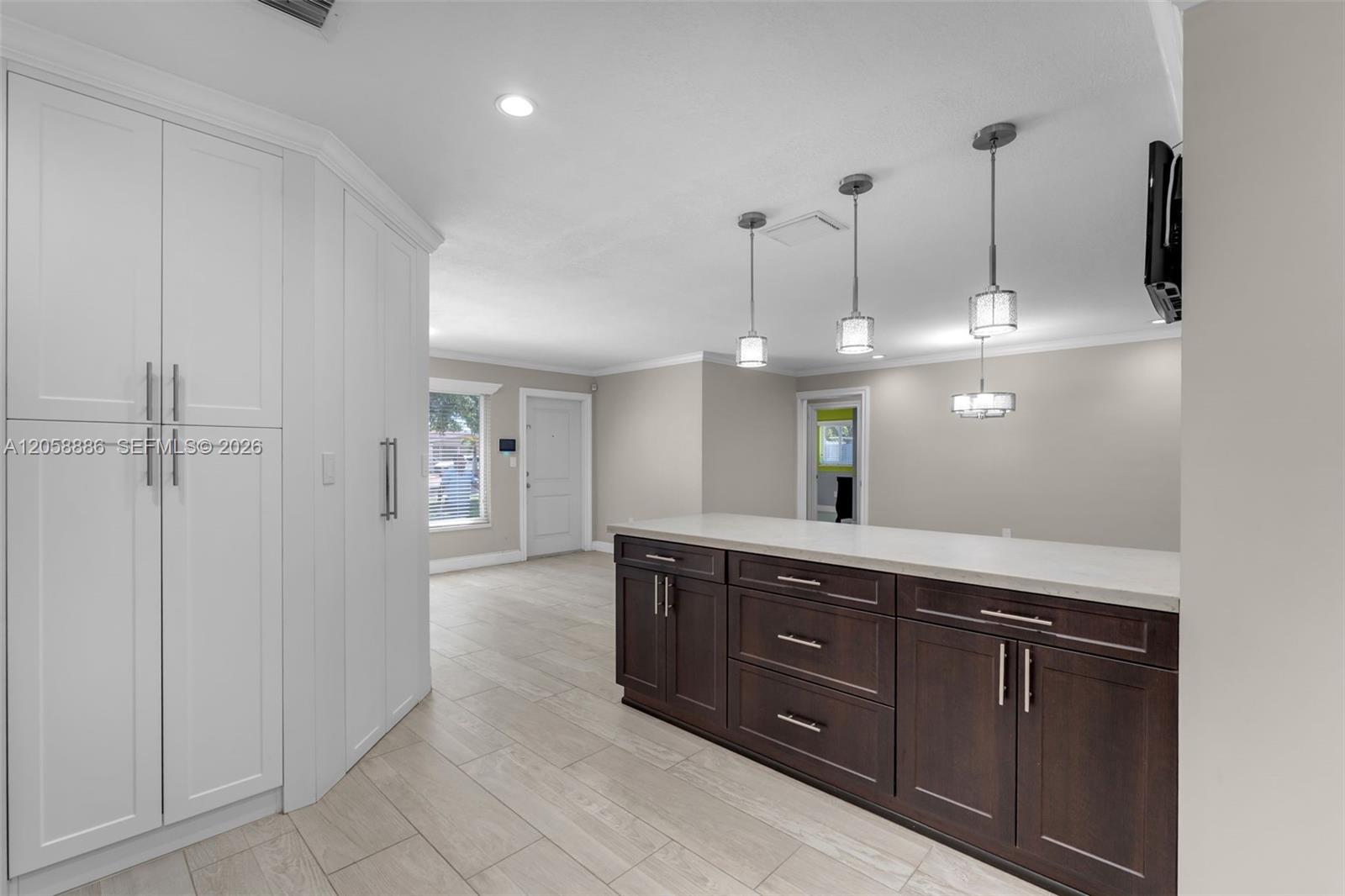 1310 SW 92nd Ave — Photo 5