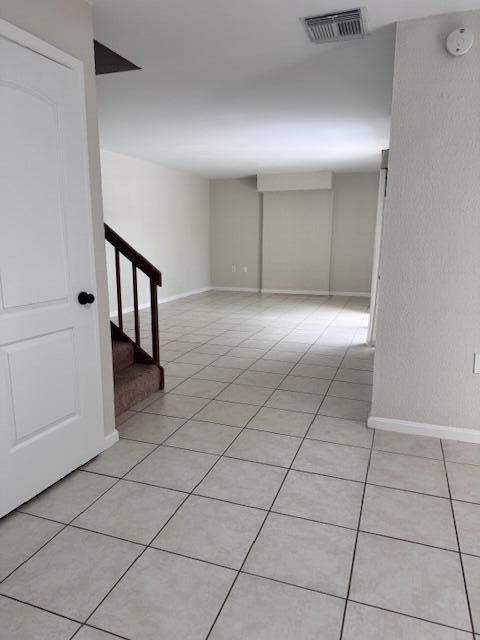 904 9TH Court — Photo 3