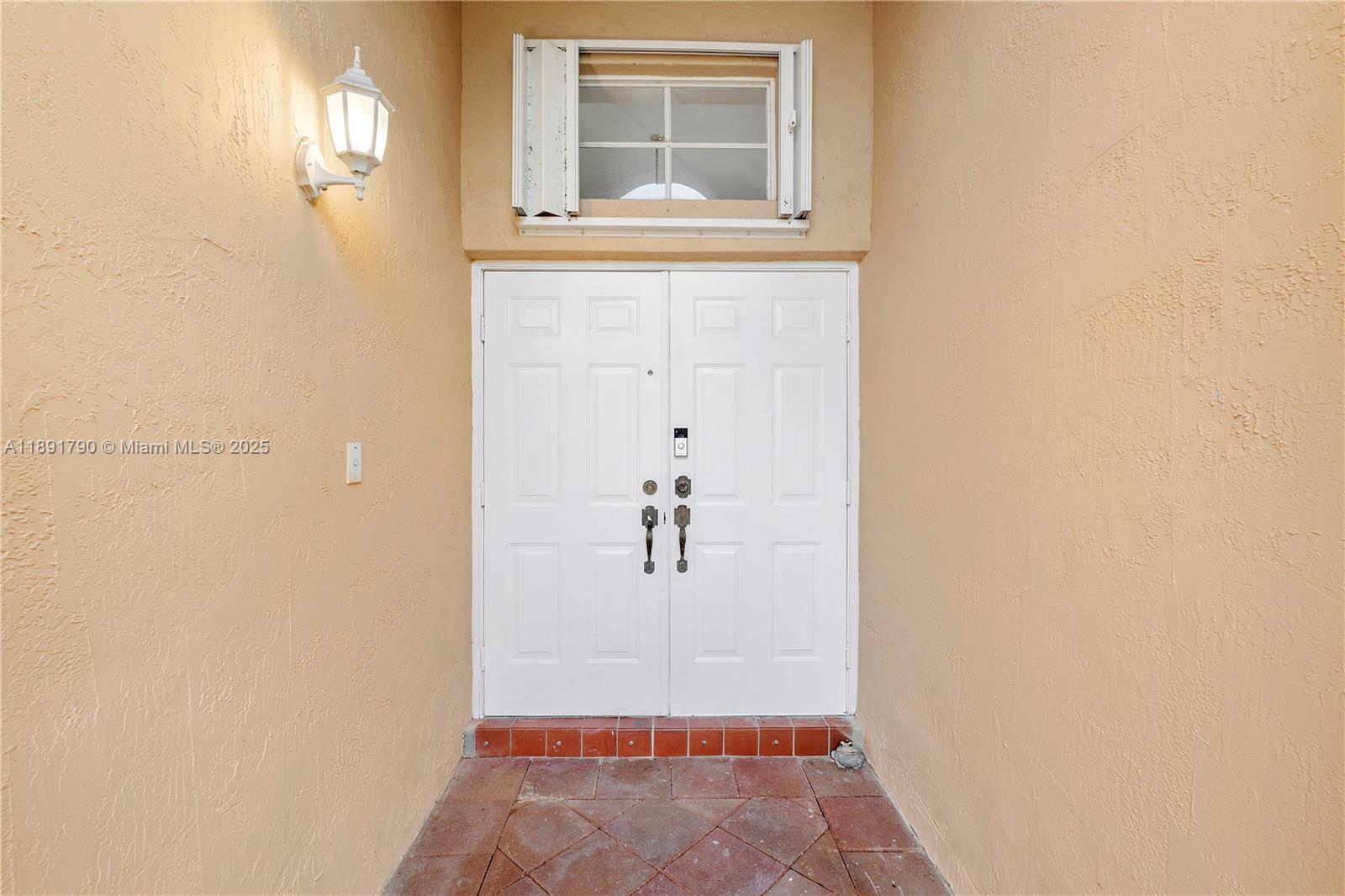 10350 SW 166th Ct — Photo 4