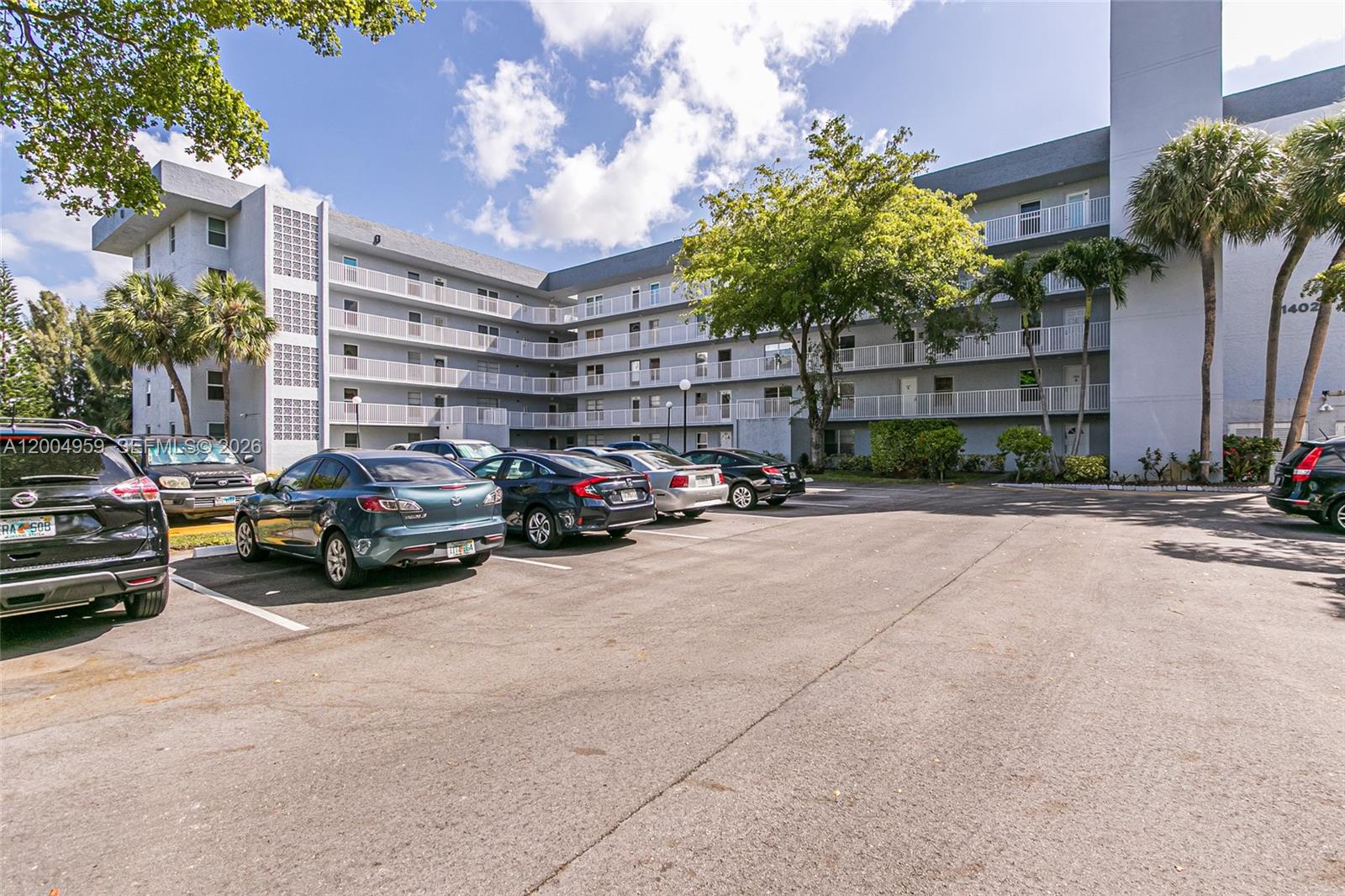 1402 NW 80th Ave # 302, Margate FL 33063