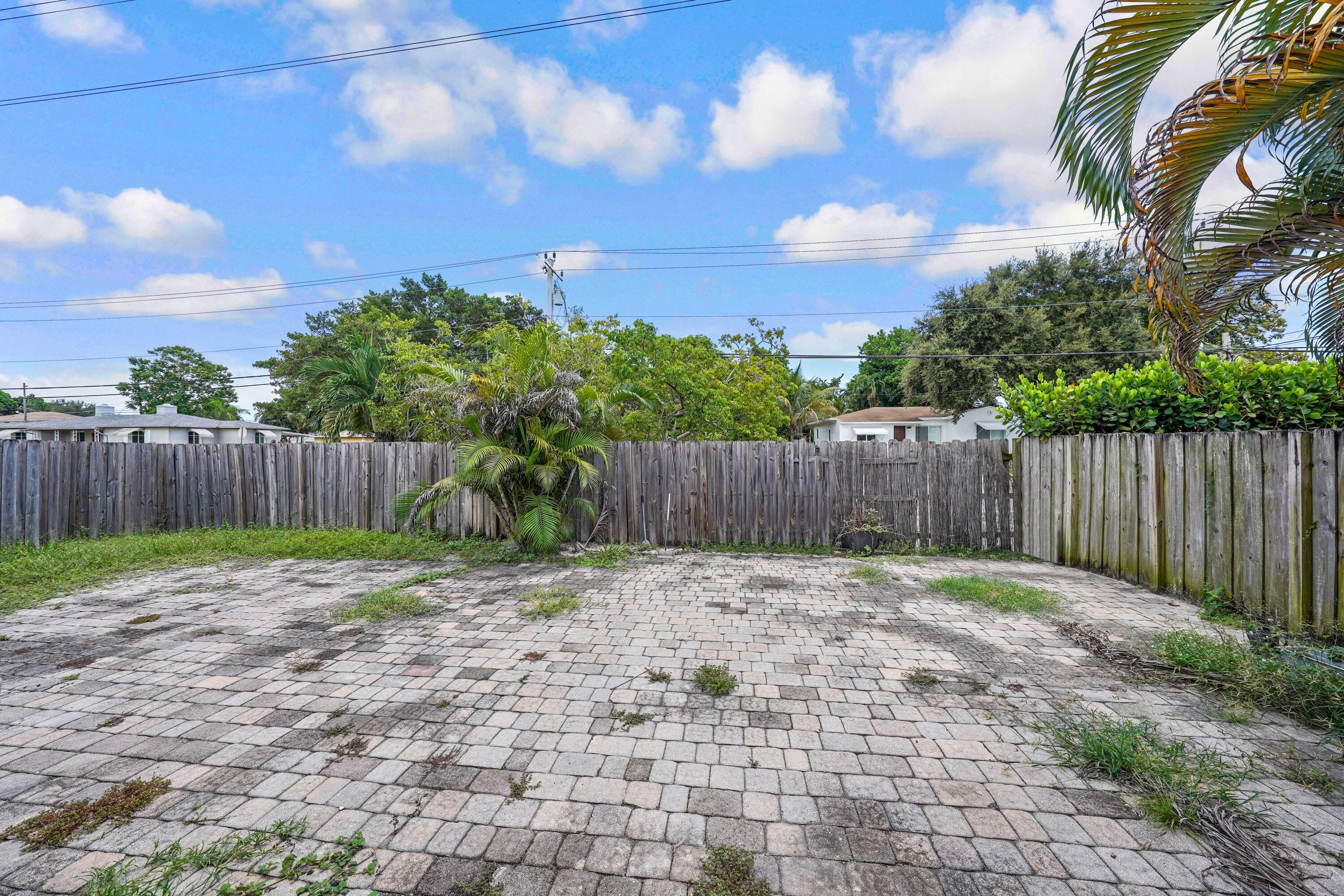 500 NW 120TH Street — Photo 4