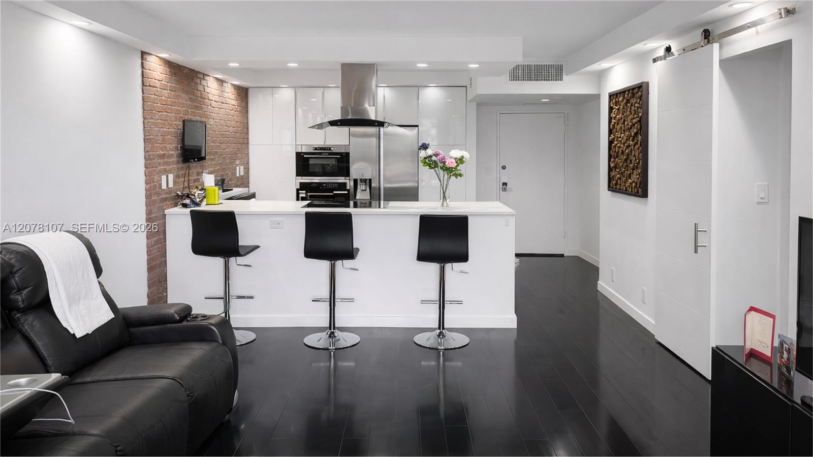 500 Three Islands Blvd # 201 — Photo 3