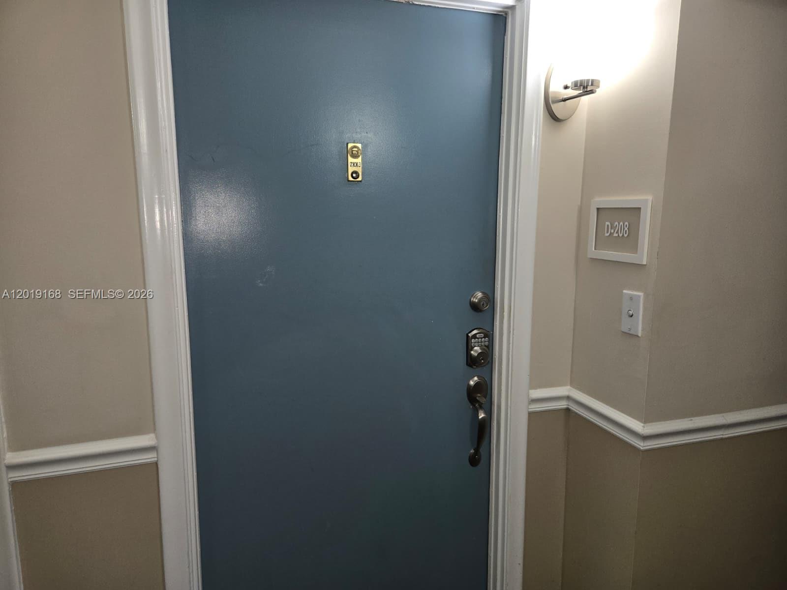 1950 N Andrews Ave # 208D — Photo 4